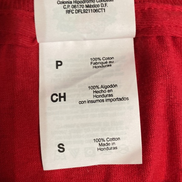 Holiday “Santa” T-Shirt, Fruit of the Loom, Size Adult S, NWT - Picture 3 of 6